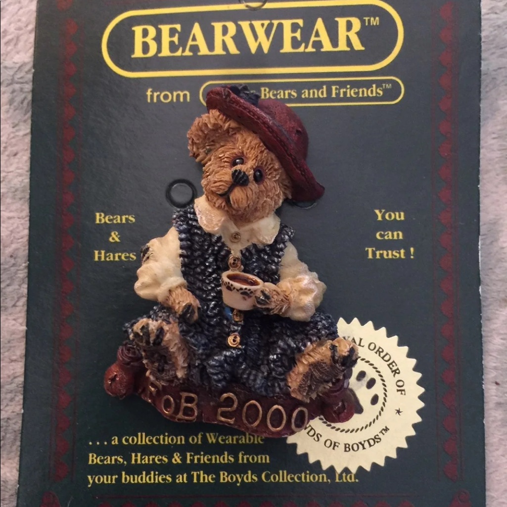 Vintage Bearware Caitlin Tea Brooch 2000 23$